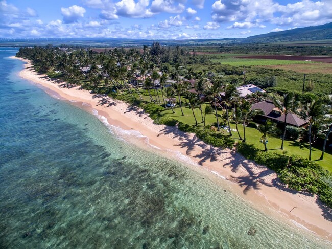 Building Photo - Hawaii Life Presents Mokuleia Beach House ...