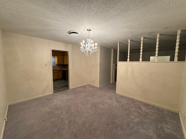 Building Photo - 4-Bedroom House for Rent in Killeen