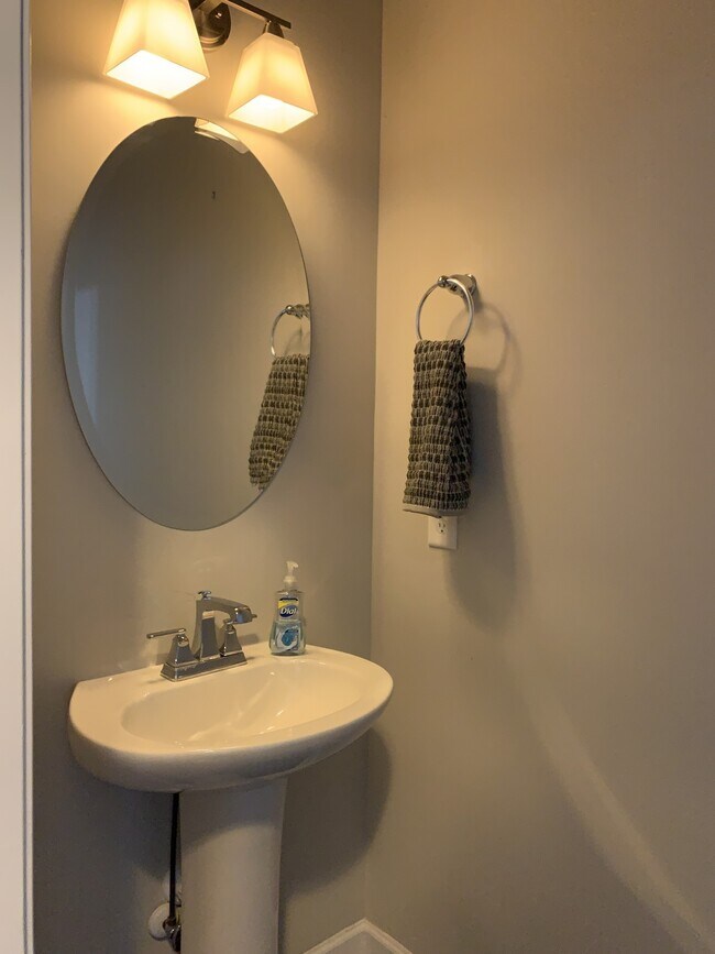 Building Photo - 5559 Prada Dr