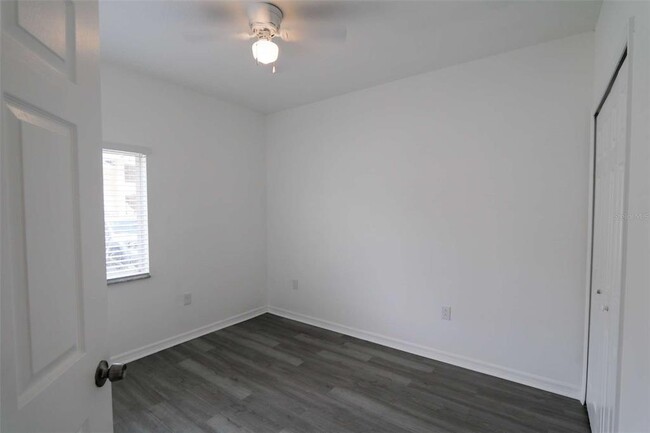 Building Photo - 9519 Newdale Way
