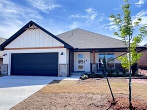 Building Photo - First Month Free!