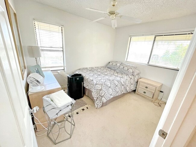 Building Photo - Maui Gardens - Central Kihei Resort Style Complex - Furnished 2 bed/1.5bath