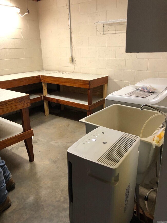 Building Photo - 125 Bluebird Glen