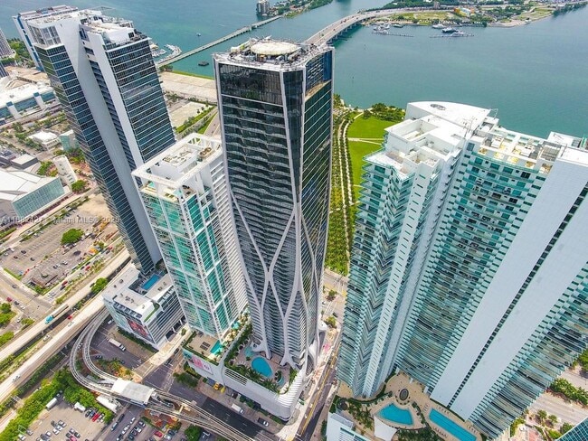Building Photo - 1000 Biscayne Blvd