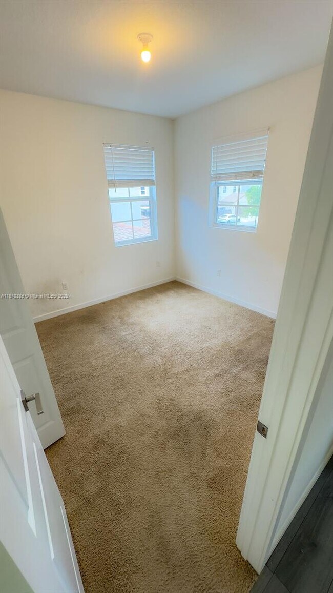 Building Photo - 24461 SW 117 Path