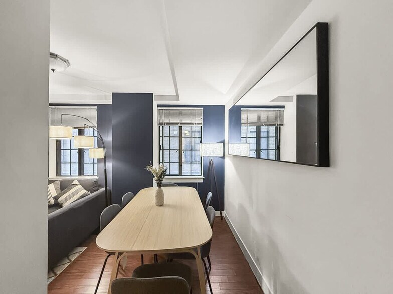 Building Photo - 111-23 N 15th St