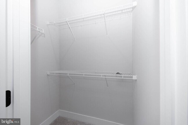 Building Photo - 305 Manion Aly