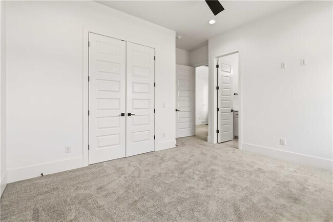 Building Photo - 4413 S 88th St