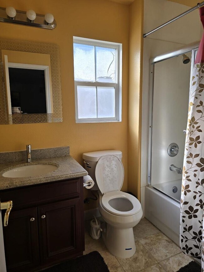 Building Photo - 3186 Amaro Ln