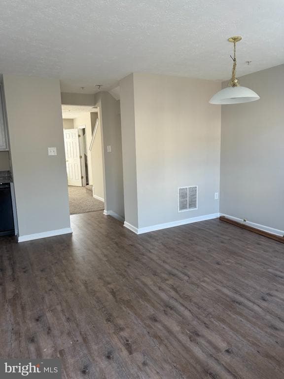 Building Photo - 9899 Decatur Rd