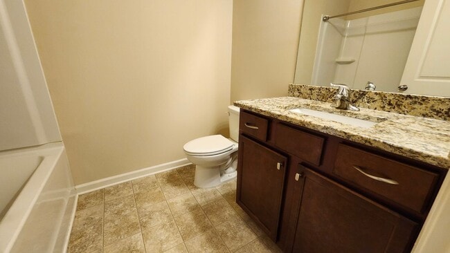 Building Photo - Modern Corner-Lot Townhome in Berkeley Vil...