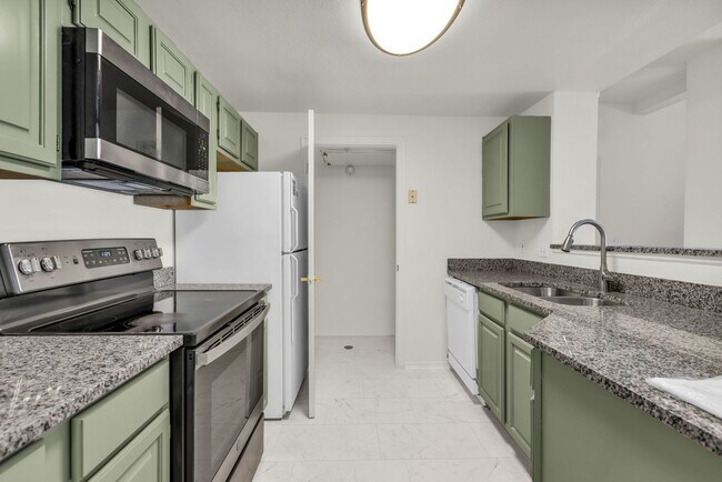 Building Photo - Canyon Creek 2 Bed