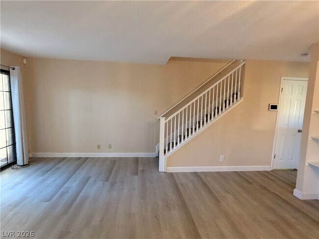 Building Photo - 3267 Dawnflower St