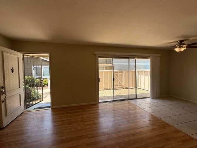 Building Photo - Beautiful Two Bedroom Townhome in San Luis Rey