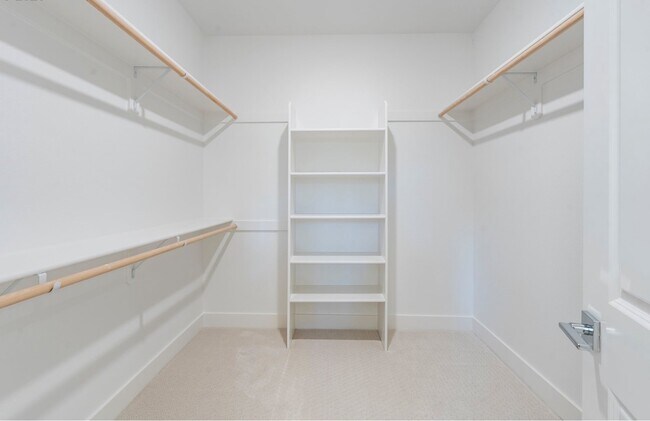 Building Photo - 15628 NW Raywood Ln