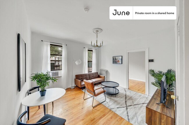 Building Photo - Room in Shared 3 bed/1 bath home in Hamilton Heights