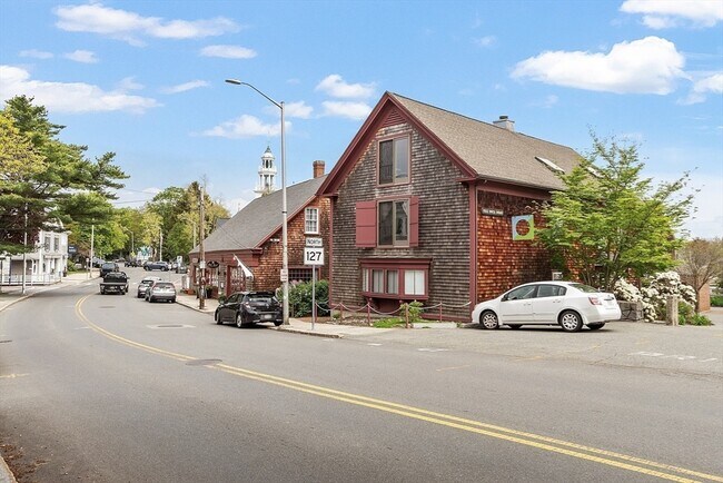 Building Photo - 12 Morse Ct