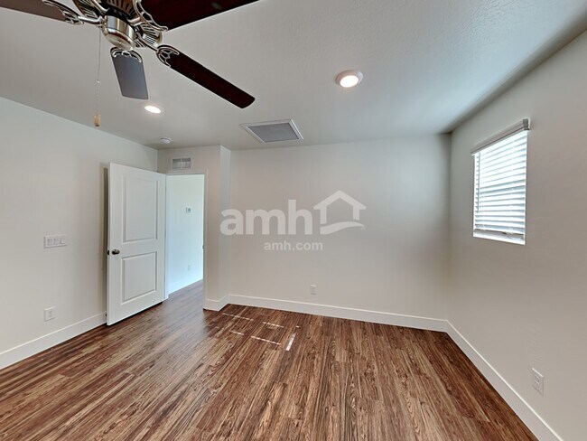 Building Photo - 21566 S 231st Way