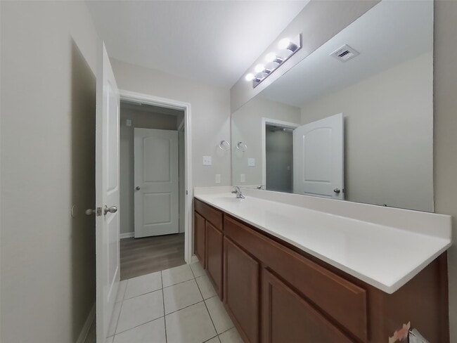 Building Photo - 432 Palomino Stand Dr