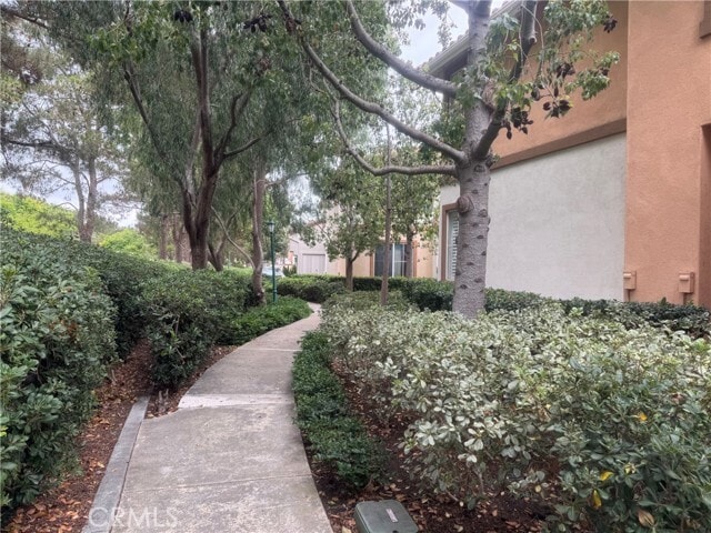 Building Photo - 2401 Ladrillo Aisle