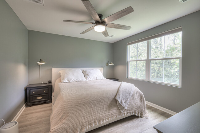 Building Photo - 2935 Winterberry Dr