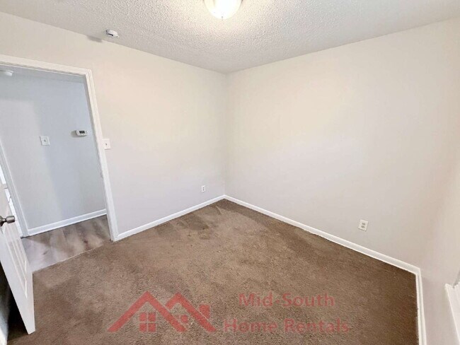 Building Photo - 5151 Corkwood Dr