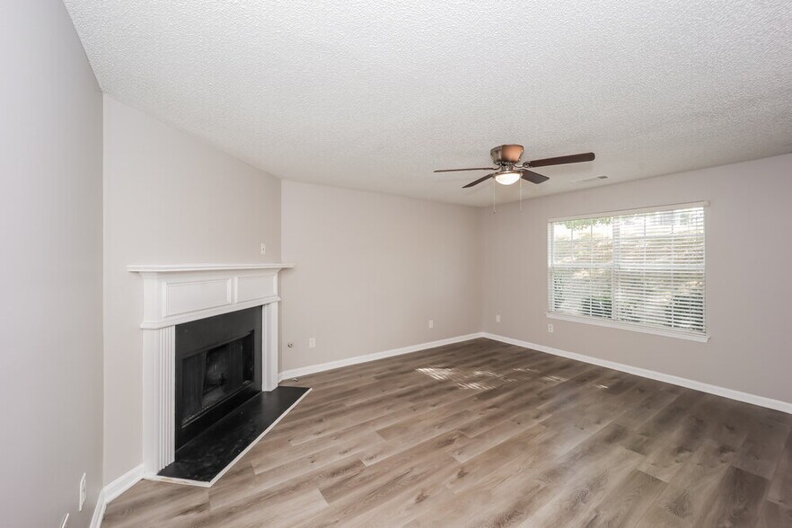 Building Photo - 6891 Derby Ave