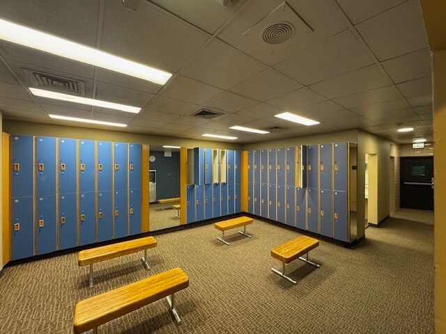 Building Photo - 211 E Ohio St