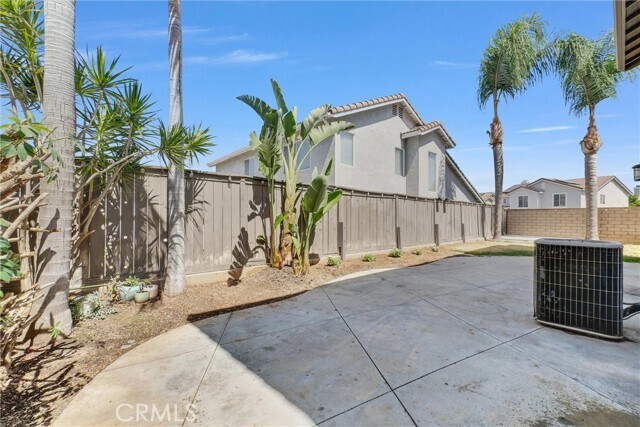 Building Photo - 962 Redtail Dr
