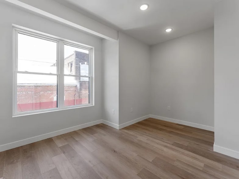 Building Photo - 2247 N 8th St