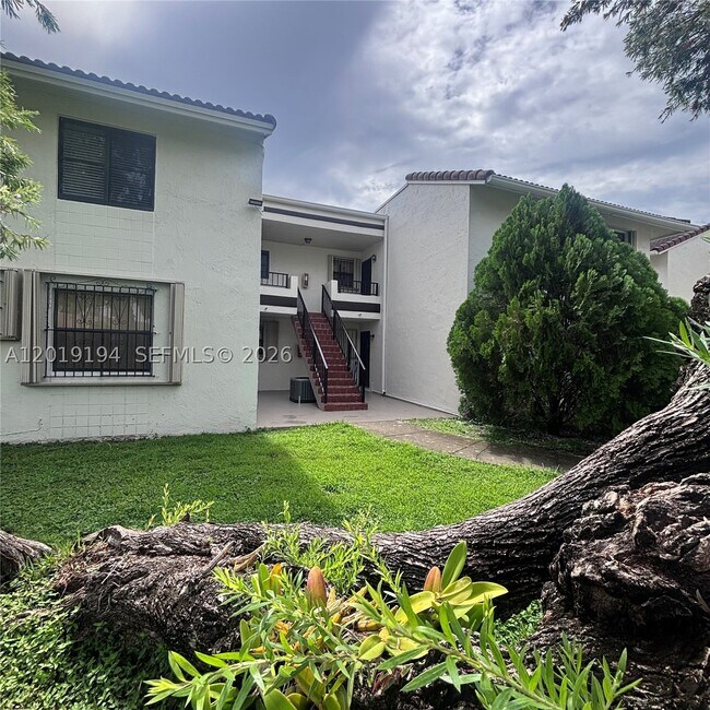 Building Photo - 10857 NW 7th St