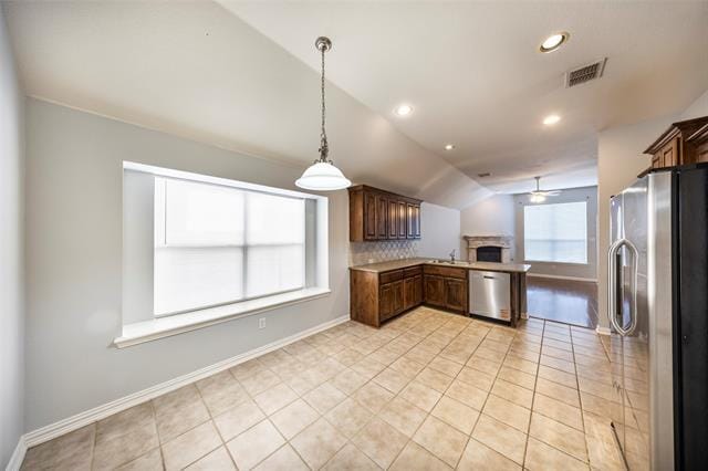 Building Photo - 2709 Lake Ridge Dr