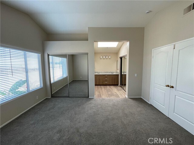 Building Photo - 7271 Kensington Dr