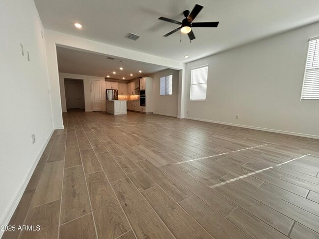 Building Photo - 4347 W Bradshaw Creek Ln