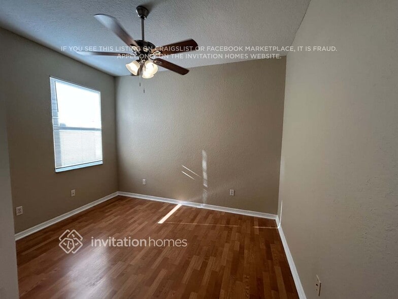 Building Photo - 1613 Loriana St