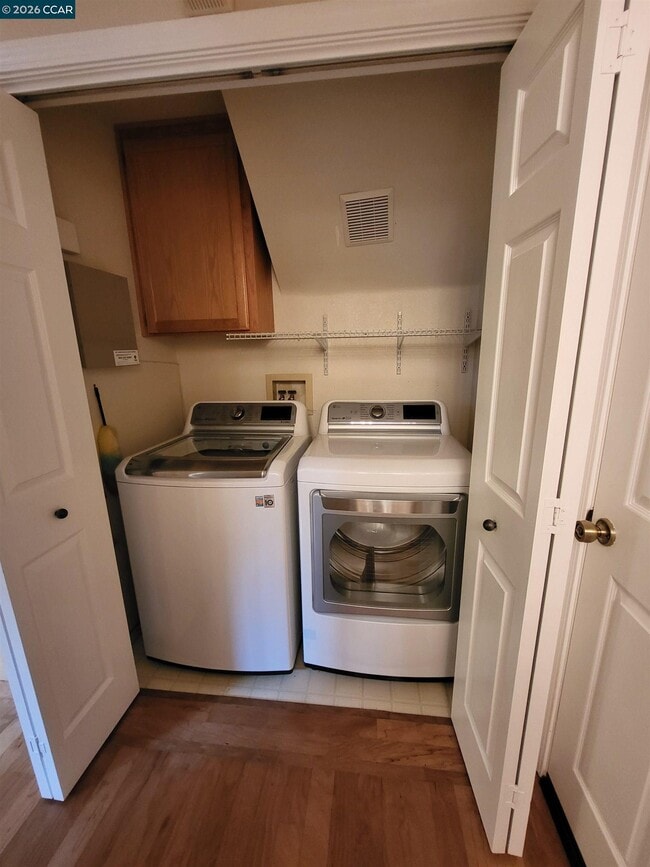 Building Photo - 176 Scotts Valley