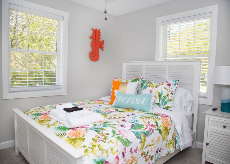 Building Photo - 2703 Homes Dr