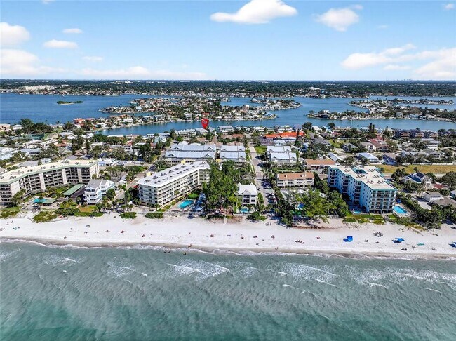 Building Photo - 2509 Bay Blvd