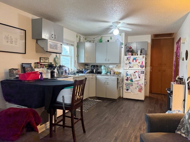 Building Photo - 2709 9th St N