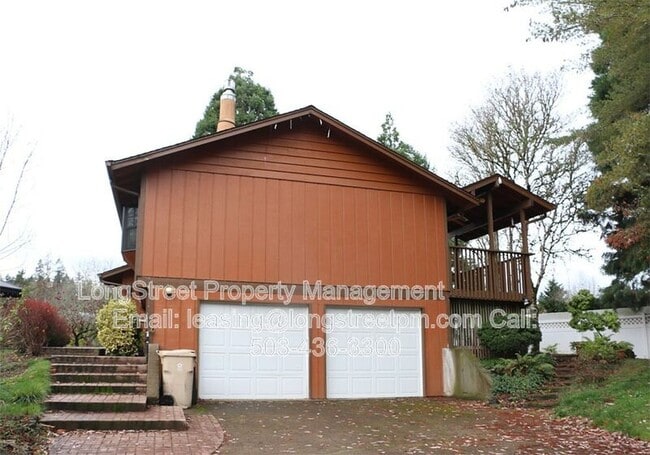 Building Photo - 1692 SW Reed Pl