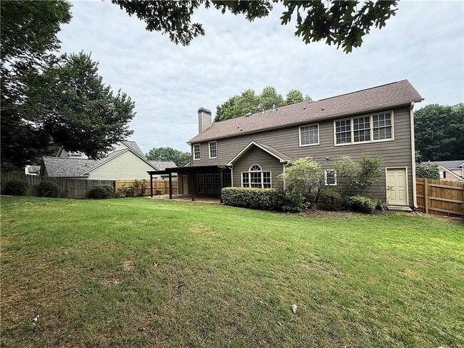 Building Photo - 1310 Rosewood Dr