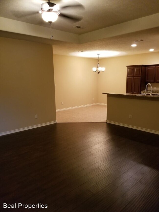 Building Photo - 4311 Whispering Creek Ct