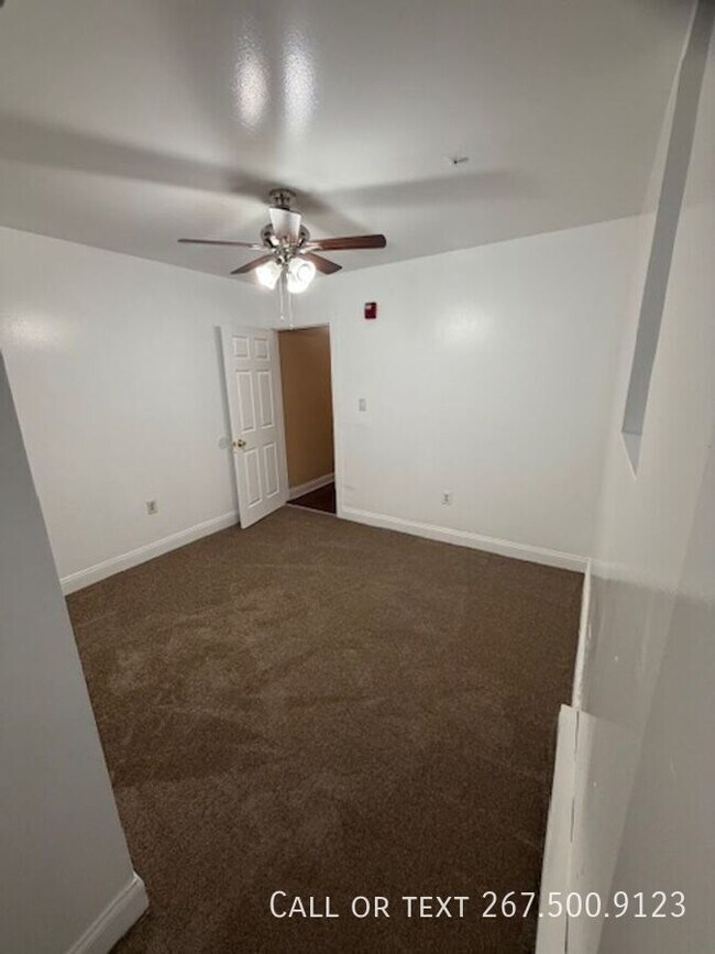 Building Photo - 729 N 43rd St