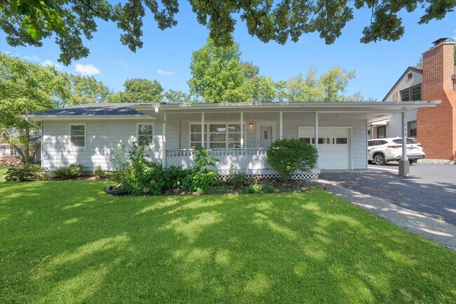 Building Photo - 249 W Nebraska St