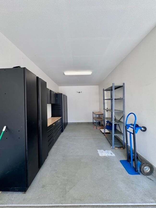 Building Photo - 4 bedroom single story Spencers Crossing h...