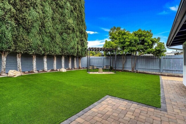 Building Photo - 13824 Powers Rd