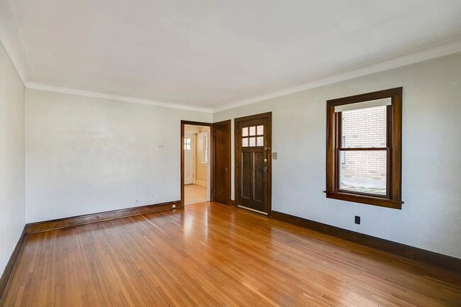 Building Photo - 1164 Randolph Ave