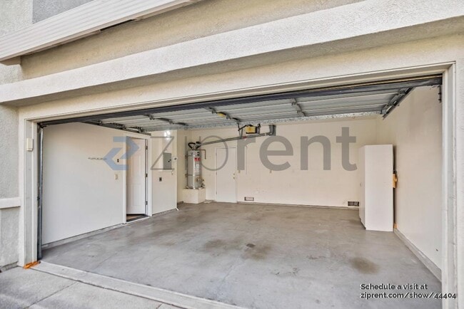Building Photo - 3106 Snowdrop Cir