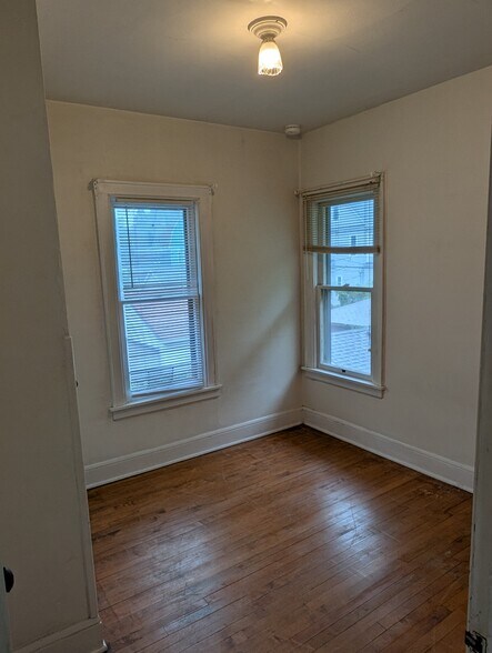 Building Photo - 2728 N Downer Ave