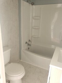 Building Photo - 2123 E 3rd St